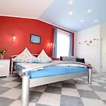 With Parking Space - 13141 Πόρετς