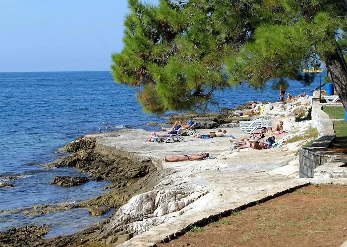 With Parking Space - 13141 Lägenhet Poreč