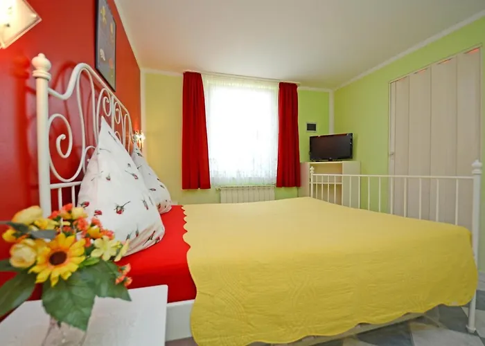 With Parking Space - 13141 Appartamento