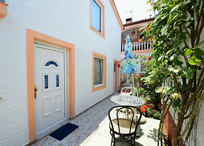 Appartamento With Parking Space - 13141