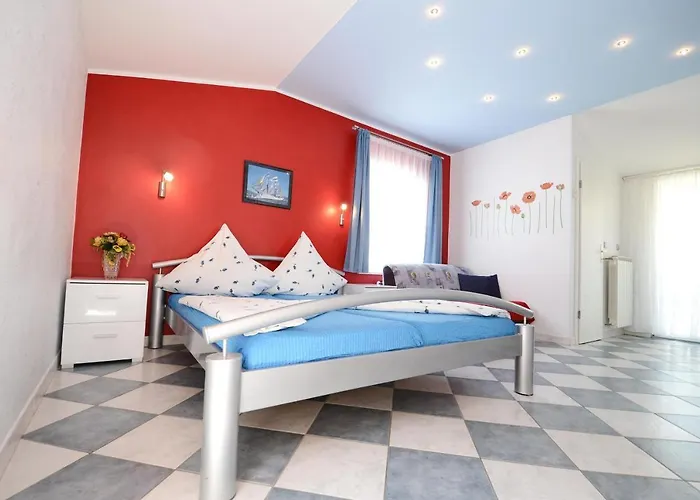 With Parking Space - 13141 Porec