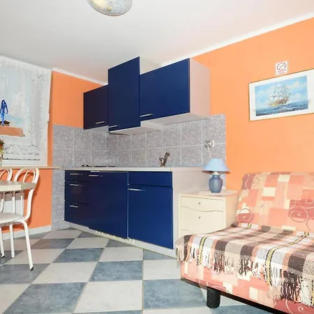 With Parking Space - 13141 Lägenhet *